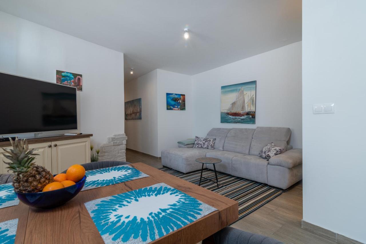 Apartments Liam Трогир Экстерьер фото