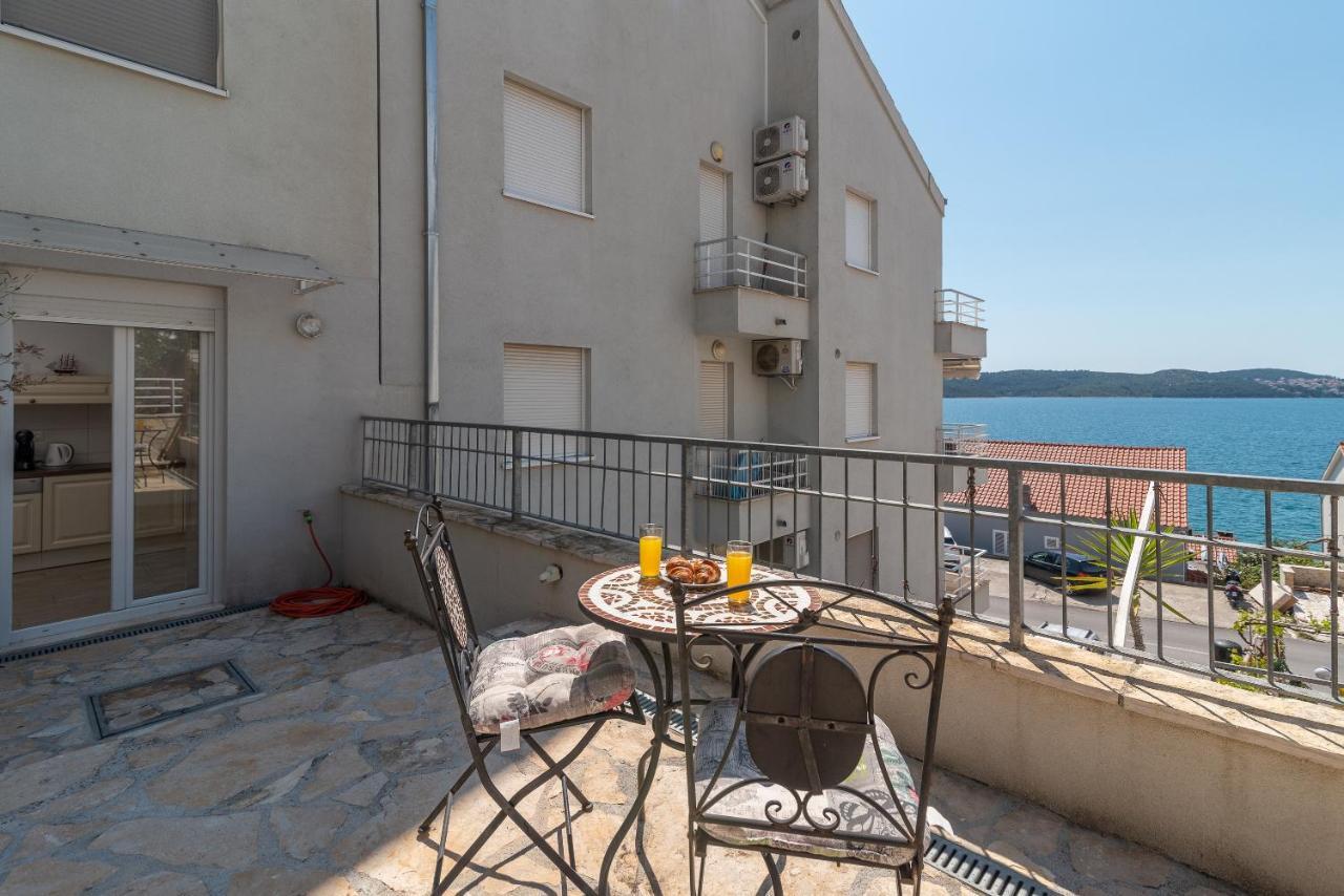 Apartments Liam Трогир Экстерьер фото